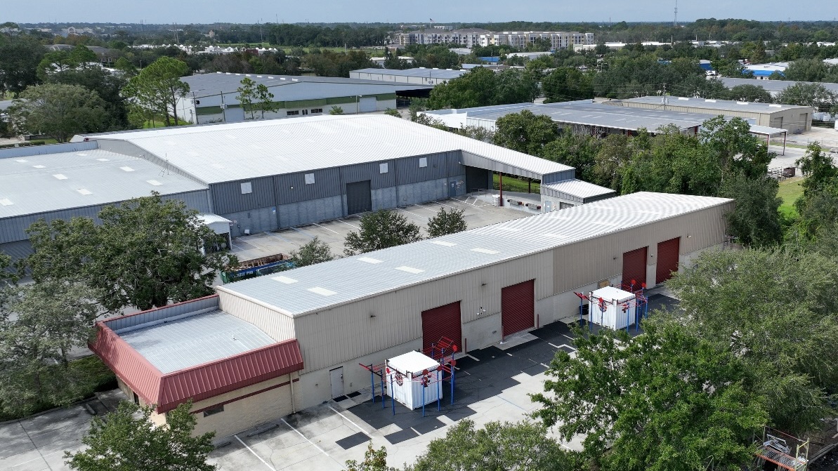 Commercial roof inspection in Durham